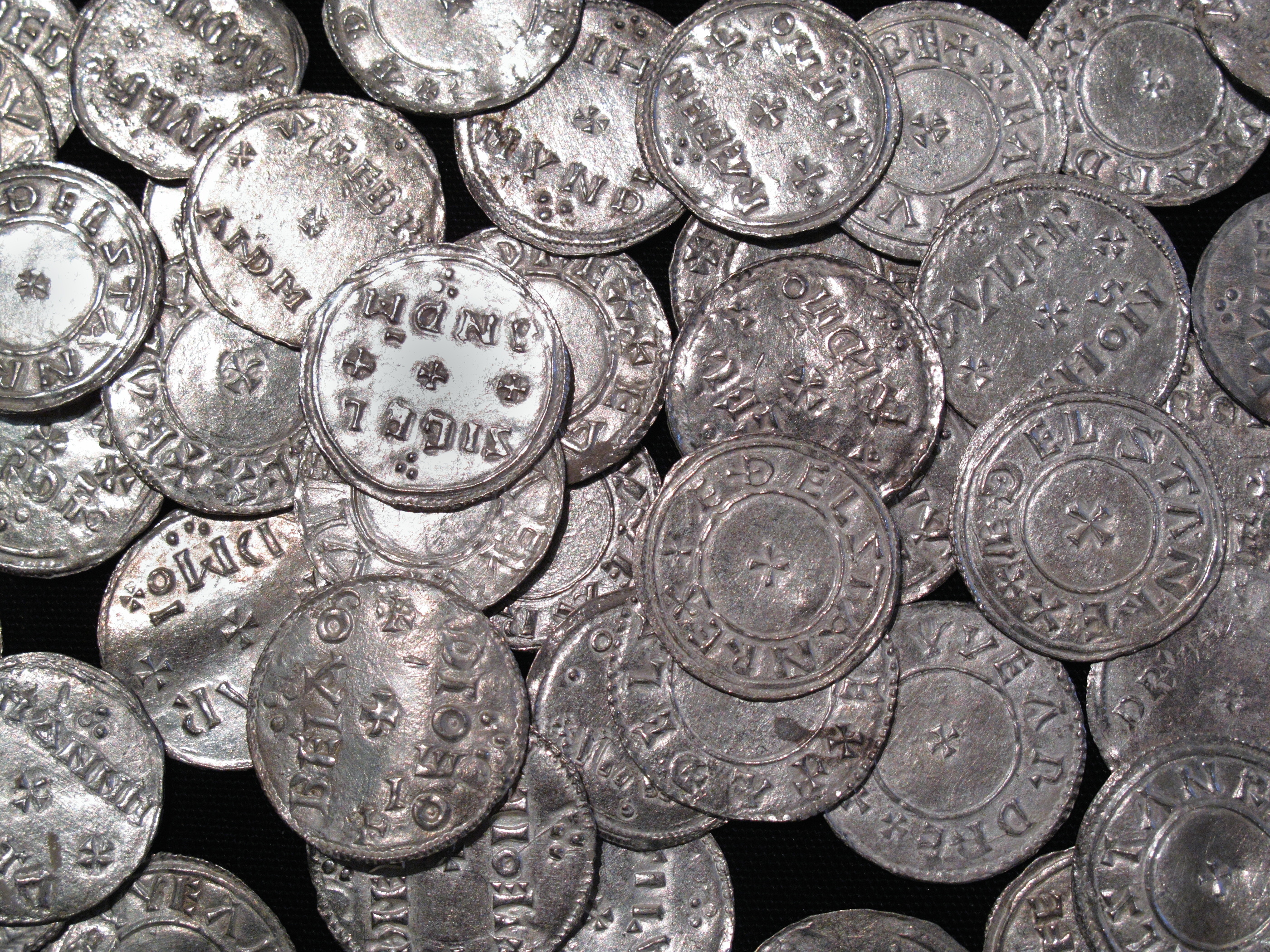 Estimate of price of silver and gold in Viking Age – Ancient Finances